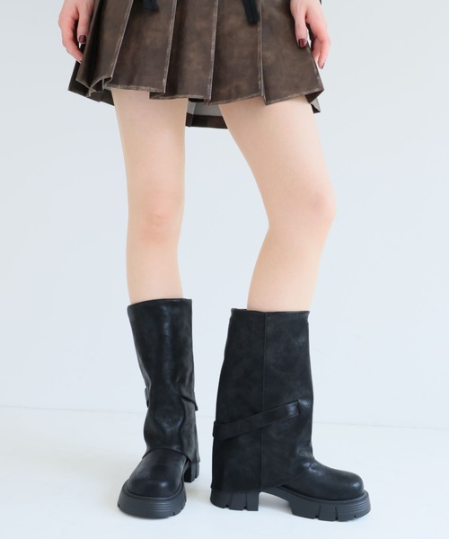 VIVIAN(ヴィヴィアン)の「厚底ベルトデザインカバーブーツ ZOZOTOWN+オフィシャルサイト限定商品(ブーツ・レディース・ブラック/キャメル・LL/L/M/S)」の7枚目の写真