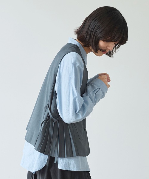 bulle de savon（ビュルデサボン）の「△T/R サイドプリーツベスト（ベスト・レディース・グレー/ブラック・FREE）」の5枚目の写真