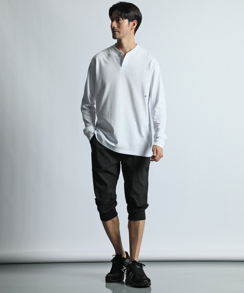 LANVIN en Bleu（ランバンオンブルー）の「ストレッチナイロン クロップド丈 ジョガーパンツ（その他パンツ・メンズ・ブラック/ネイビー・52/50/48/46）」の4枚目の写真