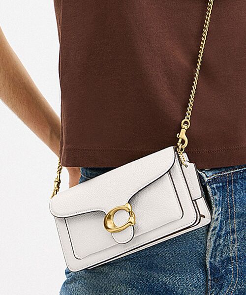 COACH(コーチ)の「タビー チェーン クロスボディ バッグ 19(ショルダーバッグ・レディース・ホワイト系その他・ONE)」の1枚目の写真
