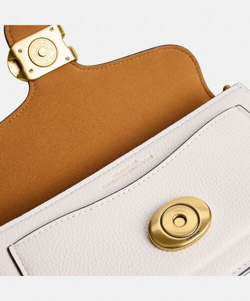 COACH(コーチ)の「タビー チェーン クロスボディ バッグ 19(ショルダーバッグ・レディース・ホワイト系その他・ONE)」の8枚目の写真
