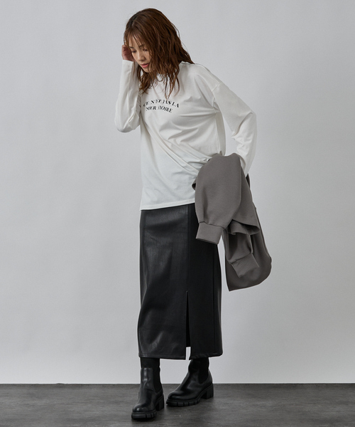 abahouse mavie(アバハウスマヴィ)の「ロゴロンT(Tシャツ/カットソー・レディース・チャコールグレー/ブラウン/ホワイト系その他・フリー)」の7枚目の写真