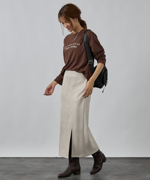 abahouse mavie(アバハウスマヴィ)の「ロゴロンT(Tシャツ/カットソー・レディース・チャコールグレー/ブラウン/ホワイト系その他・フリー)」の20枚目の写真