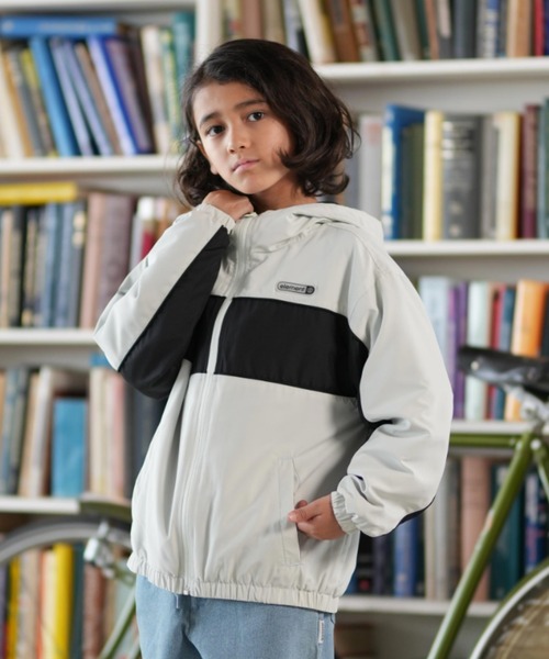 ELEMENT(エレメント)の「ELEMENT/エレメント SPORT JACKET YOUTH キッズ ジャケット BF026-773(ナイロンジャケット・キッズ・ライトグレー/ブラック・130cm/140cm/150cm/160cm)」の2枚目の写真