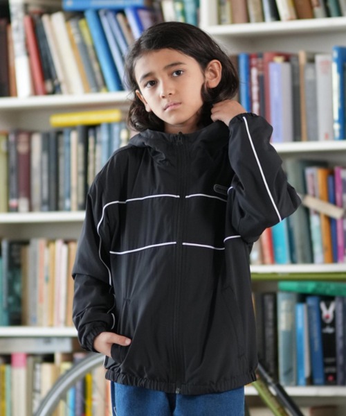 ELEMENT(エレメント)の「ELEMENT/エレメント SPORT JACKET YOUTH キッズ ジャケット BF026-773(ナイロンジャケット・キッズ・ライトグレー/ブラック・130cm/140cm/150cm/160cm)」の1枚目の写真