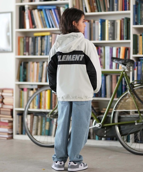 ELEMENT(エレメント)の「ELEMENT/エレメント SPORT JACKET YOUTH キッズ ジャケット BF026-773(ナイロンジャケット・キッズ・ライトグレー/ブラック・130cm/140cm/150cm/160cm)」の15枚目の写真