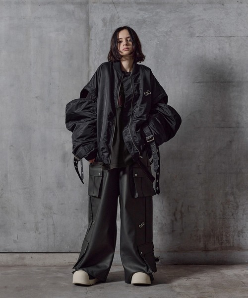 ERAR(エラー)の「【ERAR】PU合皮サスペンダースーパーワイドハイギミックメタルパーツカーゴパンツ(カーゴパンツ・メンズ・ブラック系/ブラック・XL/L/M/S)」の16枚目の写真