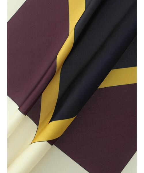 Te chichi（テチチ）の「幾何柄スカーフ（ネックレス・レディース・オレンジ/ホワイト・F）」の8枚目の写真