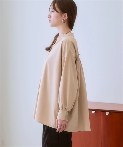 nissen(ニッセン)の「【とろみ素材】バックシャーリングスキッパーシャツ(防シワ・吸汗速乾)<大きいサイズ有>(シャツ/ブラウス・レディース・アイボリー/ブラック/グリーン/ベージュ・S/M/L/LL)」の13枚目の写真