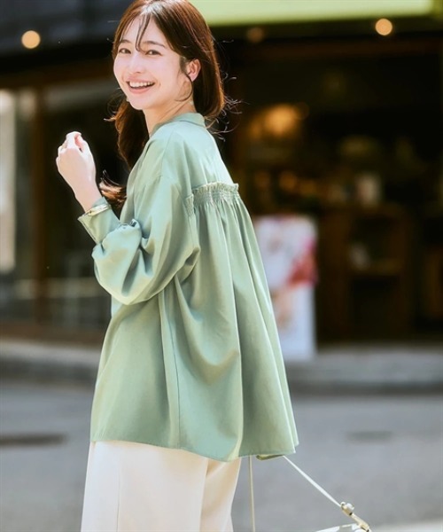 nissen(ニッセン)の「【とろみ素材】バックシャーリングスキッパーシャツ(防シワ・吸汗速乾)<大きいサイズ有>(シャツ/ブラウス・レディース・アイボリー/ブラック/グリーン/ベージュ・S/M/L/LL)」の17枚目の写真