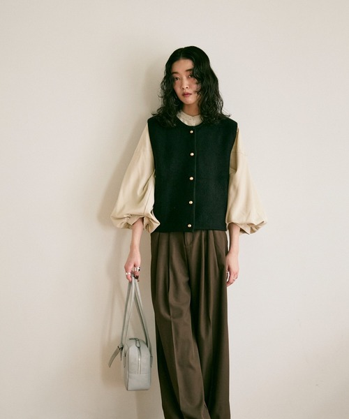 Lutim by u(ルチバイユー)の「Eco leather square boston bag / エコレザースクエアボストンバック(ボストンバッグ・レディース・ブラック/グレー/ブラウン・FREE)」の19枚目の写真