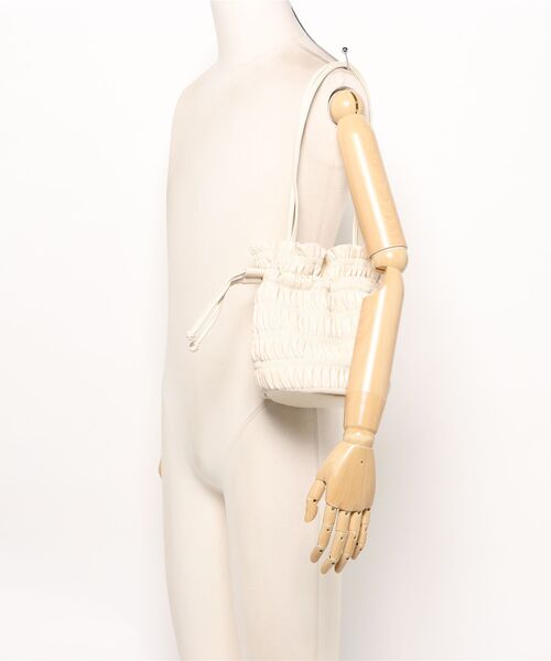 フェイクレザーシャーリングバッグ（ショルダーバッグ）｜AVALON(U.Q