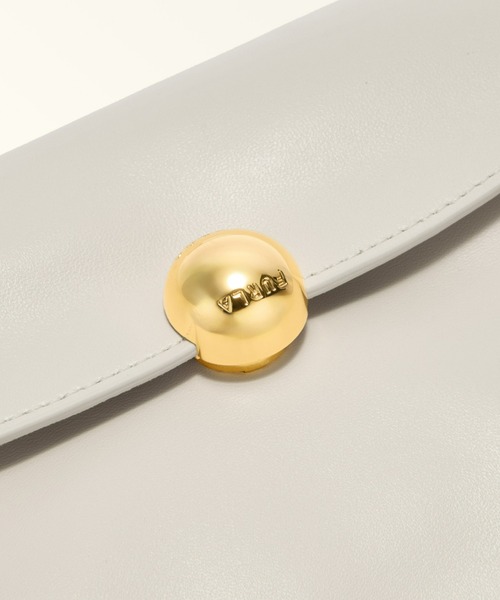 FURLA（フルラ）の「フルラ スフェラ ソフト ミニクロスボディバッグ（ショルダーバッグ・レディース・ホワイト/レッド/ブラック・ONE SIZE）」の5枚目の写真