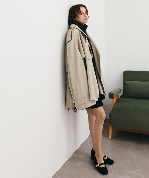 CHARLES & KEITH（チャールズ & キース）の「Lando ランド メタリックバックルメリージェーンパンプス（パンプス・レディース・ブラック系その他2/オフホワイト/ベージュ/ブラック系その他・22.5cm/23cm/23.5cm/24.5cm/25cm/25.5cm）」の9枚目の写真