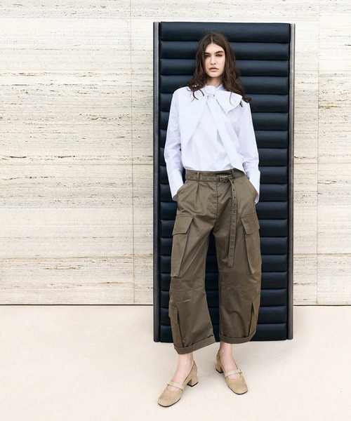 CHARLES & KEITH（チャールズ & キース）の「Lando ランド メタリックバックルメリージェーンパンプス（パンプス・レディース・ブラック系その他2/オフホワイト/ベージュ/ブラック系その他・22.5cm/23cm/23.5cm/24.5cm/25cm/25.5cm）」の19枚目の写真