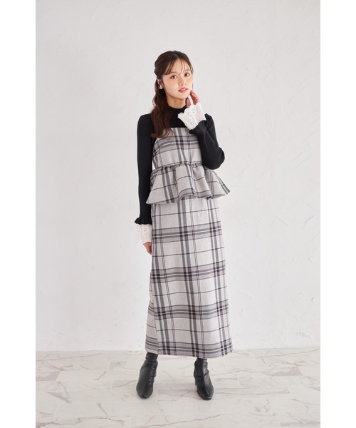 tocco closet(トッコ クローゼット)の「【ZOZO限定】起毛ストレッチチェックキャミソールジャンパースカート(ジャンパースカート・レディース・グレー/ブラック/レッド・M)」の3枚目の写真