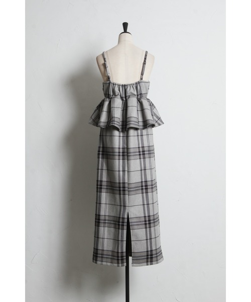 tocco closet(トッコ クローゼット)の「【ZOZO限定】起毛ストレッチチェックキャミソールジャンパースカート(ジャンパースカート・レディース・グレー/ブラック/レッド・M)」の5枚目の写真