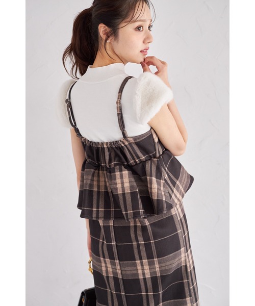 tocco closet(トッコ クローゼット)の「【ZOZO限定】起毛ストレッチチェックキャミソールジャンパースカート(ジャンパースカート・レディース・グレー/ブラック/レッド・M)」の19枚目の写真
