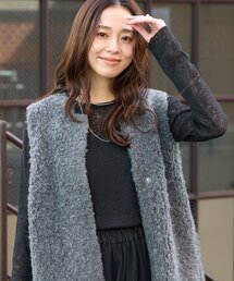 《大人の抜け感》配色メロウプルオーバー