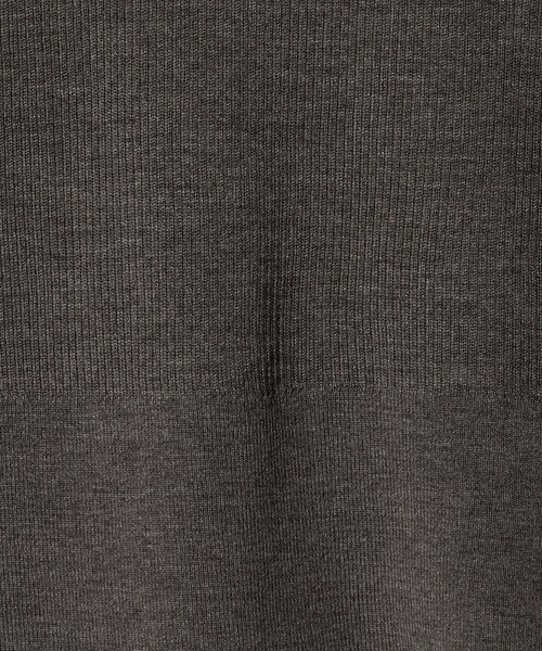 UNITED ARROWS（ユナイテッドアローズ）の「ハーフ スリーブ ニット（ニット/セーター・レディース・ネイビー/モカ/ダークグレー・FREE）」の17枚目の写真