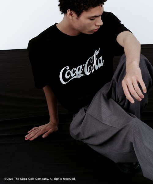 ADAM ET ROPE'(アダムエロペ)の「【Coca-Cola】VINTAGE LOGO TEE(Tシャツ/カットソー・メンズ・ブラック/ホワイト・M/L)」の7枚目の写真