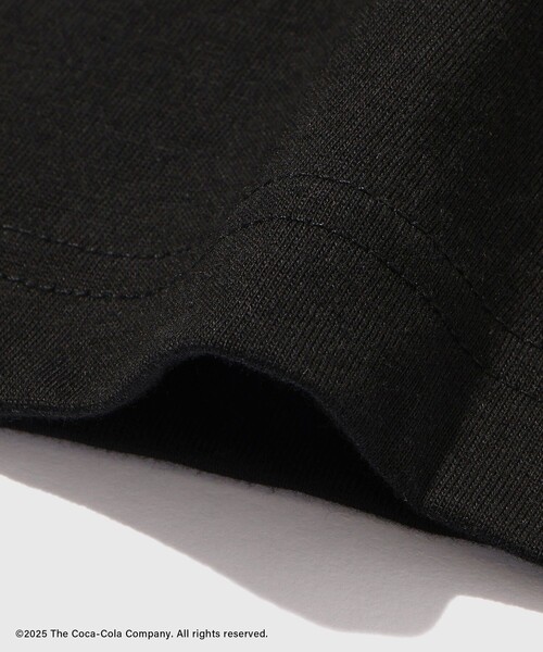 ADAM ET ROPE'(アダムエロペ)の「【Coca-Cola】VINTAGE LOGO TEE(Tシャツ/カットソー・メンズ・ブラック/ホワイト・M/L)」の13枚目の写真