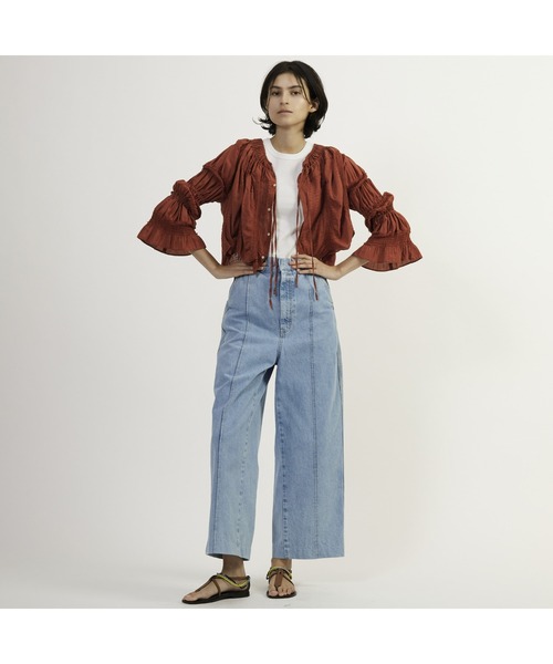 CURRENTAGE(カレンテージ)の「Center crease denim(デニムパンツ・レディース・ホワイト/ライトインディゴブルー・1/2)」の3枚目の写真