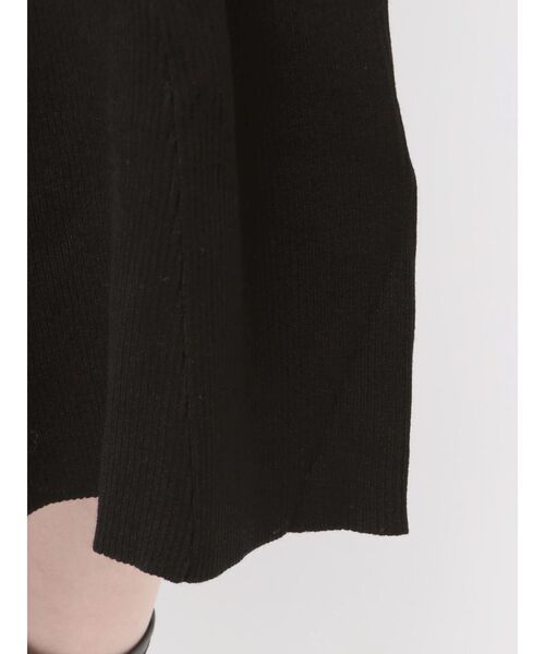 MERCURYDUO(マーキュリーデュオ)の「ファートリミングニットワンピース(ワンピース・レディース・ライトグレー/ベージュ/ブラック・MEDIUM/SMALL)」の20枚目の写真