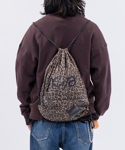 JOHN'S CLOSET(ジョンズクローゼット)の「【13】アソートデザイン ナップサック(バックパック/リュック・メンズ・ブラック/ブルー/ベージュ/カーキ・FREE)」の1枚目の写真