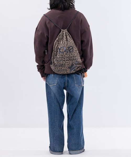 JOHN'S CLOSET(ジョンズクローゼット)の「【13】アソートデザイン ナップサック(バックパック/リュック・メンズ・ブラック/ブルー/ベージュ/カーキ・FREE)」の10枚目の写真
