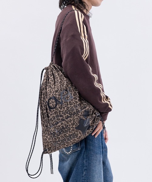 JOHN'S CLOSET(ジョンズクローゼット)の「【13】アソートデザイン ナップサック(バックパック/リュック・メンズ・ブラック/ブルー/ベージュ/カーキ・FREE)」の9枚目の写真