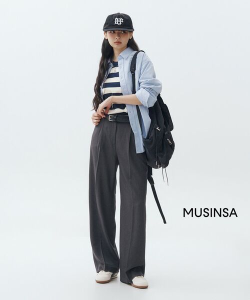 BLACKPURPLE（ブラックパープル）の「ナナフリップバックパック Nana Flip Bag_BLACK（バックパック/リュック・レディース・ブラック・FREE）」の4枚目の写真