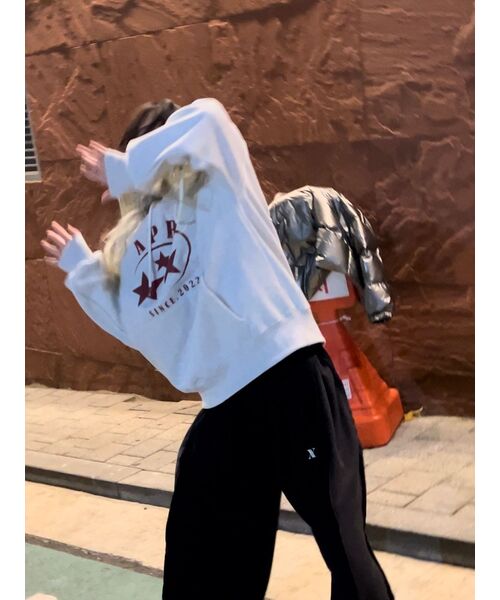AVANDRESS(アバンドレス )の「Simon Side-color Pants BLACK(スウェットパンツ・レディース・ブラック・LARGE/SMALL/MEDIUM)」の10枚目の写真