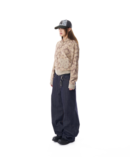 AAKAM(アーカム)の「Snake Printed Denim Pants (Dark Blue)(デニムパンツ・レディース・その他・1/2)」の9枚目の写真