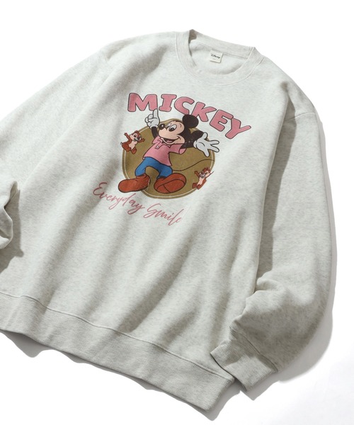 Disney(ディズニー)の「【Disney/ディズニー】裏起毛 ミッキーマウス ヴィンテージ アソートプリント トレーナー スウェット(スウェット・レディース・グレー系その他2/グレー系その他3/グレー系その他4/グレー系その他5/ブラック系その他4/ブラック系その他6/ブラック系その他2/グレー系その他/ブラック系その他/ブラック系その他3/ブラック系その他5/グレー系その他6・M/L/LL)」の15枚目の写真