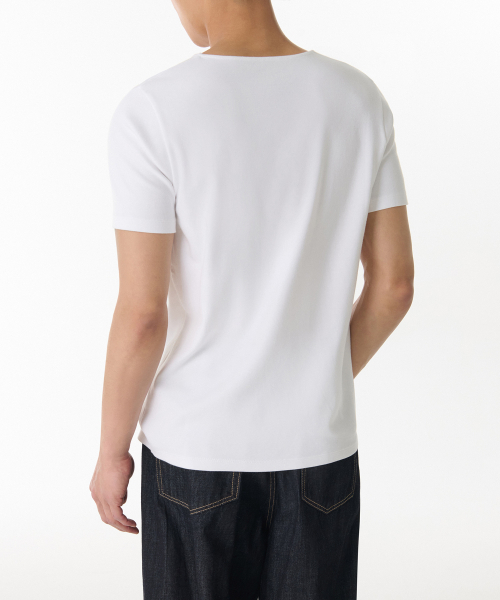 MUSINSA STANDARD（ムシンサスタンダード）の「マッスルフィットスクープネックモーダルTシャツ[ホワイト]（Tシャツ/カットソー・メンズ・その他・SMALL/MEDIUM/LARGE/X-LARGE/XX-LARGE/XXX-LARGE）」の2枚目の写真
