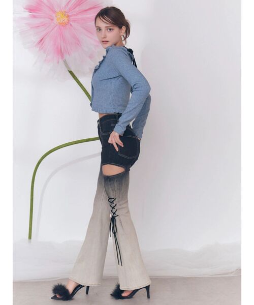 EATME（イートミー）の「サイドレースアップカットアウトデニムパンツ（デニムパンツ・レディース・その他1/ライトブルー・SMALL/MEDIUM）」の7枚目の写真