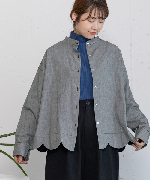 POU DOU DOU（プードゥドゥ）の「2way裾スカラップ長袖ブラウス（シャツ/ブラウス・レディース・オフホワイト/ネイビー/スミクロ/モカ・M）」の2枚目の写真