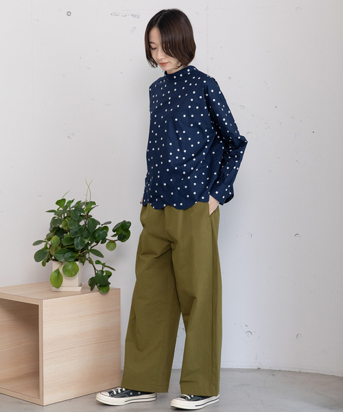 POU DOU DOU（プードゥドゥ）の「2way裾スカラップ長袖ブラウス（シャツ/ブラウス・レディース・オフホワイト/ネイビー/スミクロ/モカ・M）」の11枚目の写真