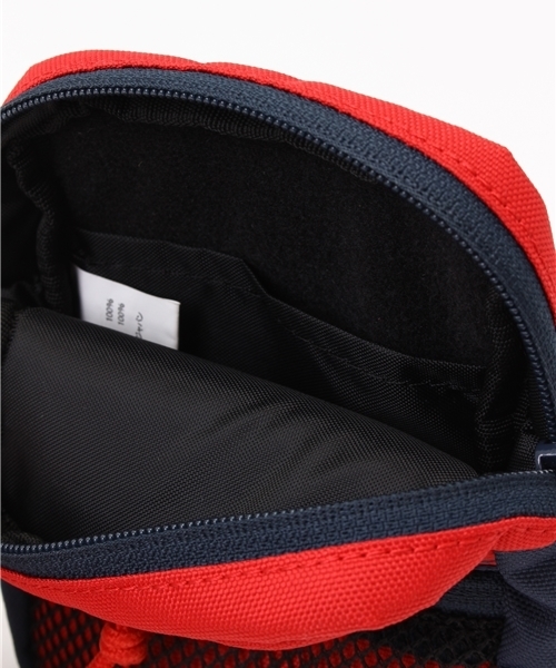 Columbia(コロンビア)の「キャムアベニューショルダーポーチ(ポーチ・メンズ・ブラック/ベージュ系その他/レッド系その他/ブルー系その他・ONE SIZE)」の5枚目の写真