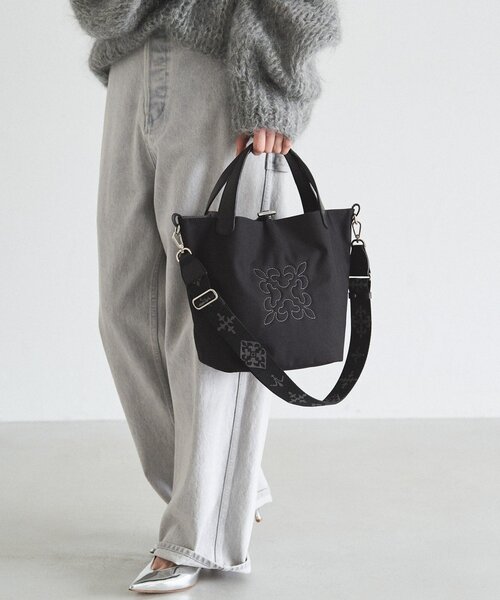 russet（ラシット）の「コーデュラナイロン2WAYタウントートバッグ（トートバッグ・レディース・ブラック/グレイッシュベージュ/グレー/ダークブラウン・FREE）」の13枚目の写真