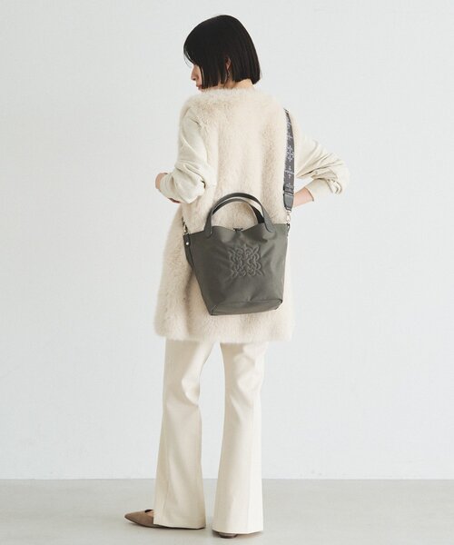 russet(ラシット)の「コーデュラナイロン2WAYミニトートバッグ(トートバッグ・レディース・ブラック/グレー/グレイッシュベージュ・FREE)」の11枚目の写真