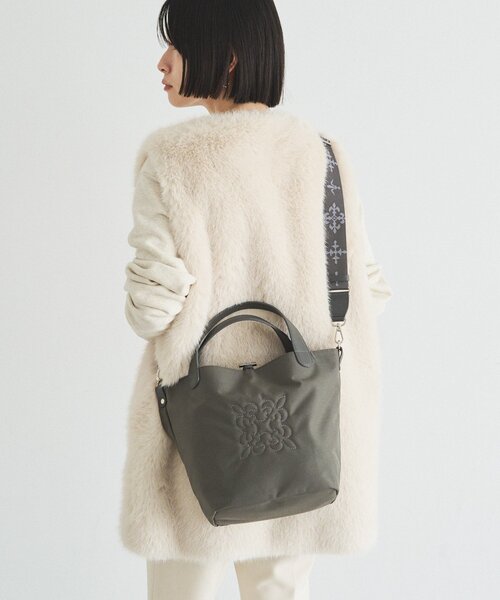 russet(ラシット)の「コーデュラナイロン2WAYミニトートバッグ(トートバッグ・レディース・ブラック/グレー/グレイッシュベージュ・FREE)」の10枚目の写真