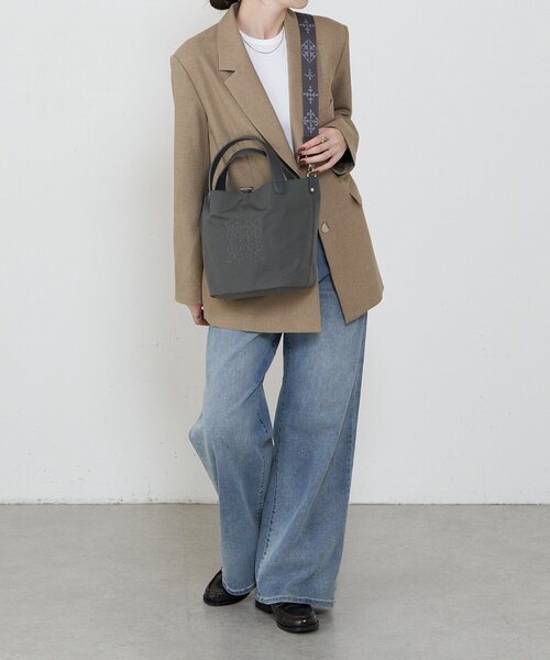 russet(ラシット)の「コーデュラナイロン2WAYミニトートバッグ(トートバッグ・レディース・ブラック/グレー/グレイッシュベージュ・FREE)」の6枚目の写真