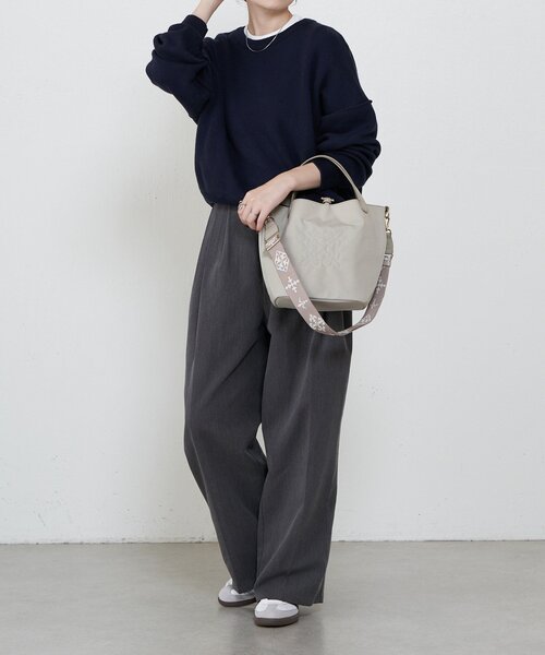 russet（ラシット）の「コーデュラナイロン2WAYタウントートバッグ（トートバッグ・レディース・ブラック/グレイッシュベージュ/グレー/ダークブラウン・FREE）」の22枚目の写真