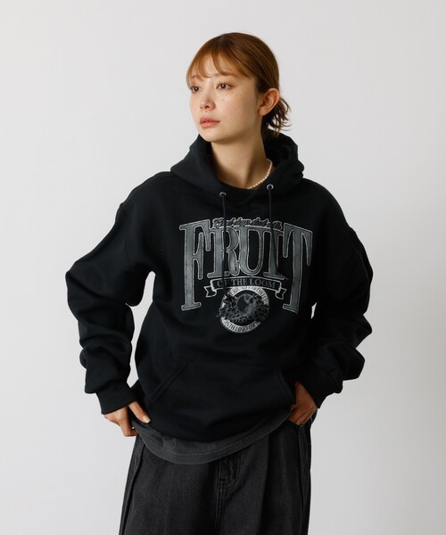 FRUIT OF THE LOOM(フルーツオブザルーム)の「【FRUIT OF THE LOOM/フルーツ・オブ・ザ・ルーム】PRINT HOOD8/プリントフーディー/ユニセックス【WEB限定】(パーカー・メンズ・ブラック/ホワイト/ワイン・XL/M/L)」の5枚目の写真