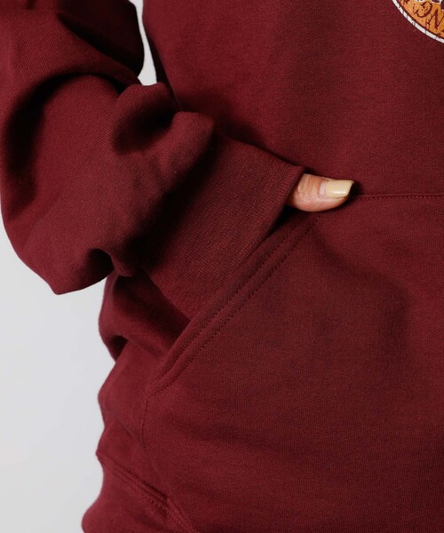 FRUIT OF THE LOOM(フルーツオブザルーム)の「【FRUIT OF THE LOOM/フルーツ・オブ・ザ・ルーム】PRINT HOOD8/プリントフーディー/ユニセックス【WEB限定】(パーカー・メンズ・ブラック/ホワイト/ワイン・XL/M/L)」の10枚目の写真