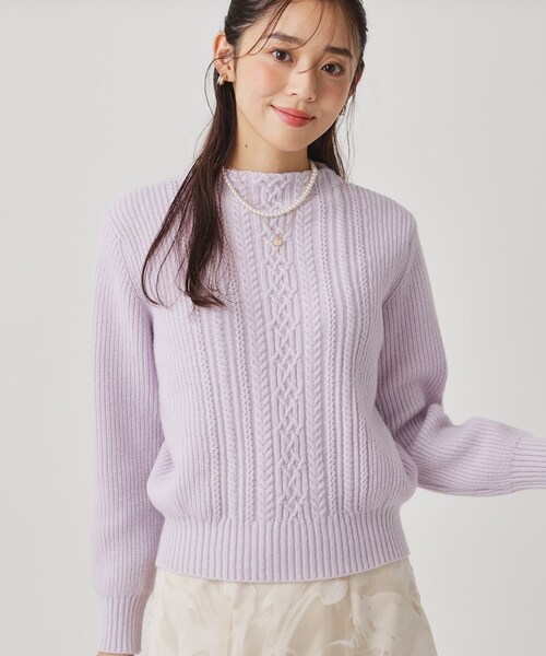 COUP DE CHANCE（クードシャンス）の「【手洗い可／日本製】ケーブルデザインのニットトップス（ニット/セーター・レディース・ブラウン系/サックスブルー/オフホワイト/パープル/ライトグレー・34/38）」の5枚目の写真