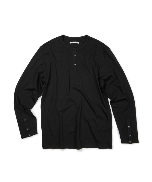 ETCE(イーティーシーイー)の「(BASE) SNAP SLEEVE HENLEY NECK TEE (BLACK)(Tシャツ/カットソー・メンズ・その他・X-LARGE/MEDIUM/LARGE)」の1枚目の写真