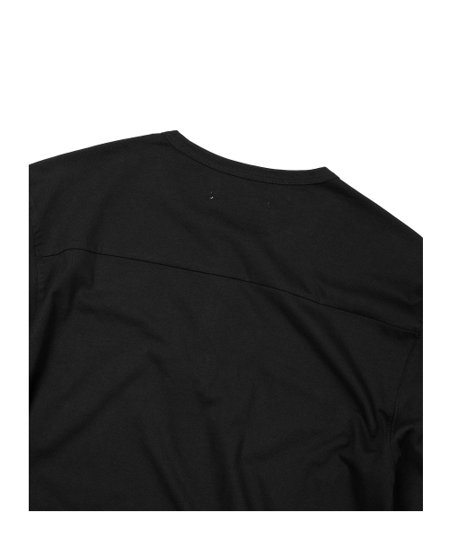 ETCE(イーティーシーイー)の「(BASE) SNAP SLEEVE HENLEY NECK TEE (BLACK)(Tシャツ/カットソー・メンズ・その他・X-LARGE/MEDIUM/LARGE)」の2枚目の写真